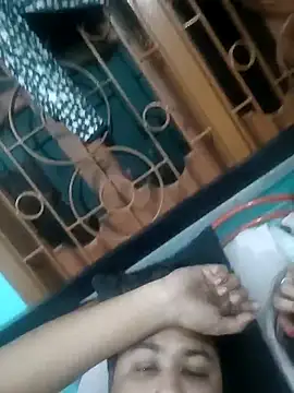 Desiyoungcouple15 online show from 02.24.26