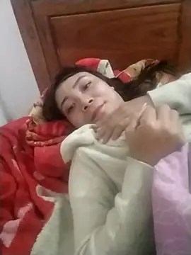 cute-shine online show from 02.22.26