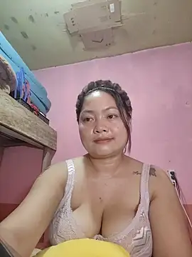 Snapshot of sweety_pie18 chatting on 02.23.26 sweety pie18 online show from 02.23.26