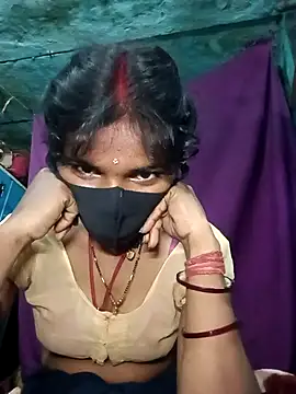 Snapshot of Desi_Couple_P chatting on 02.21.26 Desi Couple P online show from 02.21.26