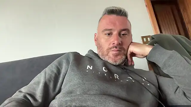 marcovik1 online show from 03.11.26