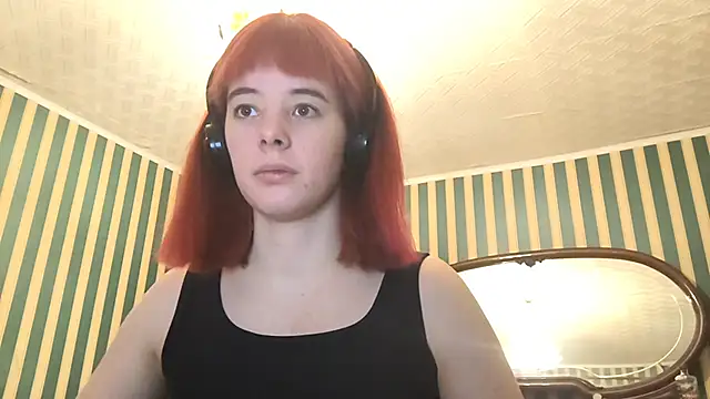 Snapshot of Remyelza chatting on 02.19.26 Remyelza online show from 02.19.26