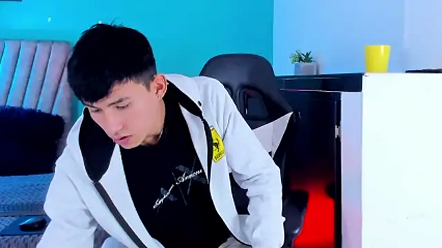 Snapshot of NicolasTorrez chatting on 02.21.26 NicolasTorrez online show from 02.21.26