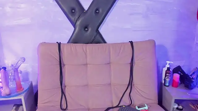 Snapshot of gaiia_uwu chatting on 02.23.26 gaiia uwu online show from 02.23.26