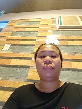 squirtshantal online show from 10.28.25