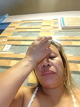 squirtshantal online show from 03.30.26