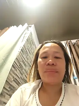 squirtshantal online show from 04.15.26