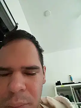 awesomemilkss online show from 04.18.26