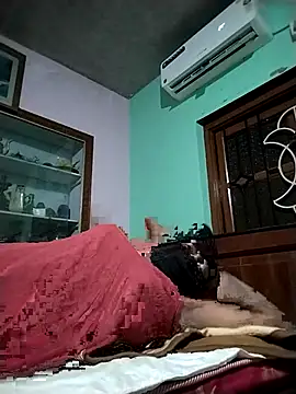 Snapshot of Ladycross chatting on 02.18.26 Ladycross online show from 02.18.26