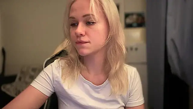 Leylia Lily online show from 04.01.26