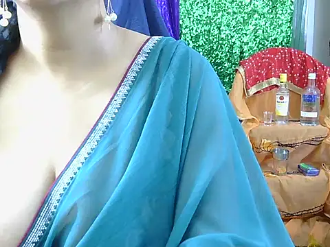 Snapshot of Hot_Sonniyaa chatting on 03.16.26 Hot Sonniyaa online show from 03.16.26