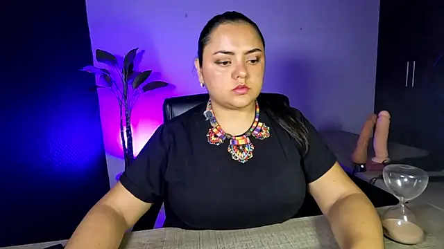 AzaraOnyx online show from 05.20.26