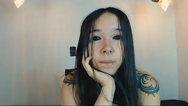 alien eyes09 online show from 02.20.26