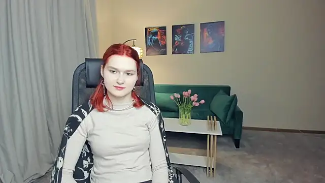 Snapshot of LinaMalech chatting on 02.15.26 LinaMalech online show from 02.15.26