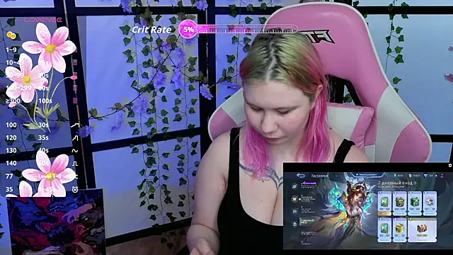 Snapshot of kitsune_little chatting on 04.14.26 kitsune little online show from 04.14.26