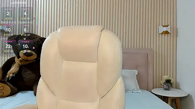 Snapshot of Aitana_zaid chatting on 02.19.26 Aitana zaid online show from 02.19.26