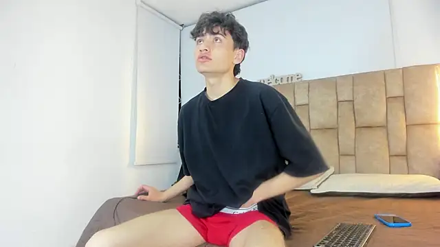 Snapshot of Noir_Sebas chatting on 03.01.26 Noir Sebas online show from 03.01.26