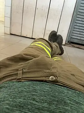 Nickysfd01 online show from 04.23.26