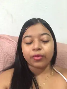 Snapshot of Emmily_hott chatting on 02.25.26 Emmily hott online show from 02.25.26