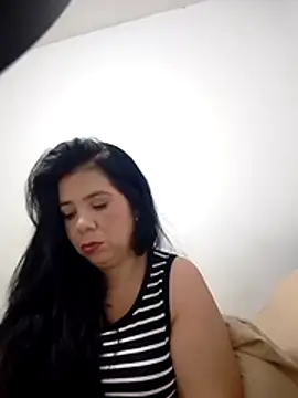 Victoria42 online show from 03.17.26