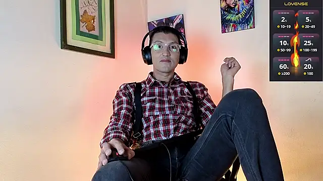 Snapshot of enzoprat chatting on 02.26.26 enzoprat online show from 02.26.26