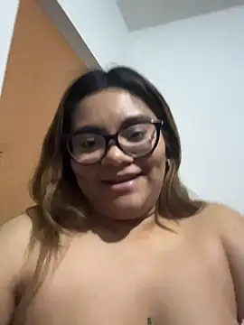 Snapshot of ludmila_x chatting on 02.19.26 ludmila x online show from 02.19.26