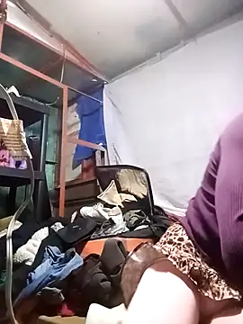 Snapshot of LACALIENTEDECHALCO chatting on 02.25.26 LACALIENTEDECHALCO online show from 02.25.26