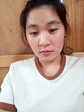 Snapshot of -Datini- chatting on 02.17.26 -Datini- online show from 02.17.26