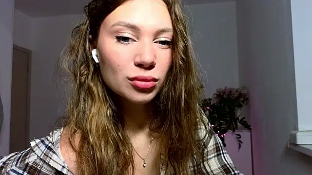 golden Flora online show from 04.11.26