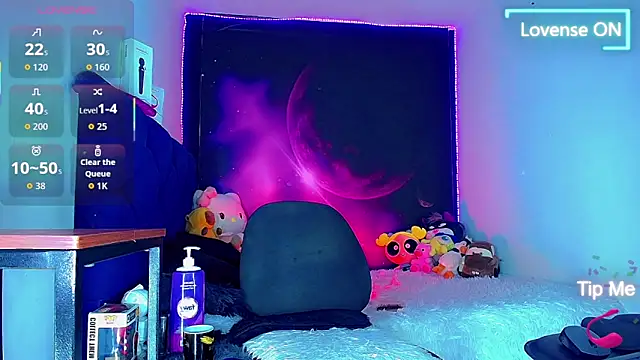 Snapshot of ThaliGirl21 chatting on 05.22.26 ThaliGirl21 online show from 05.22.26