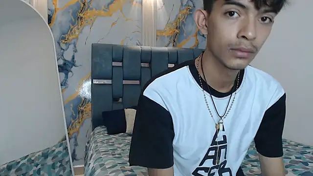 KITTY BOSH online show from 04.08.26