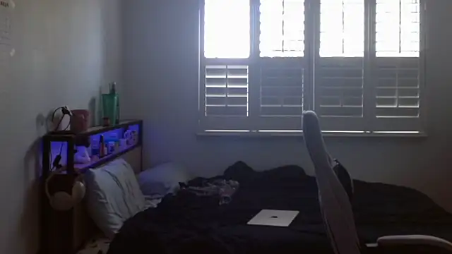 Snapshot of yourmila1 chatting on 02.27.26 yourmila1 online show from 02.27.26