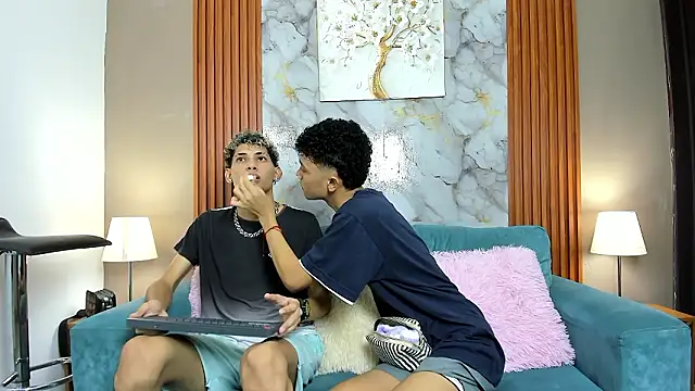 Snapshot of YOUNG_BOYS_HELL chatting on 02.18.26 YOUNG BOYS HELL online show from 02.18.26