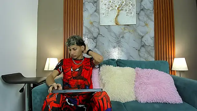 Snapshot of YOUNG_BOYS_HELL chatting on 03.01.26 YOUNG BOYS HELL online show from 03.01.26