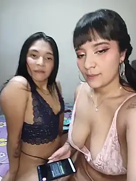 Snapshot of Mariana_Connie chatting on 07.04.26 Mariana Connie online show from 07.04.26