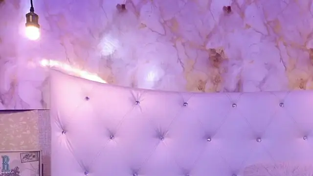 ABBYANDYILIRA online show from 04.08.26