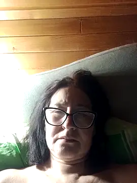 Snapshot of Vikimoon11211 chatting on 02.20.26 Vikimoon11211 online show from 02.20.26