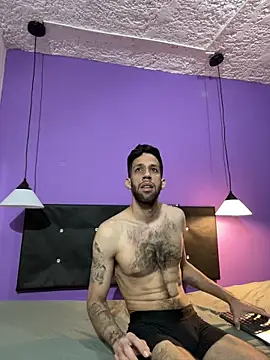 Snapshot of Karim_mansur chatting on 02.22.26 Karim mansur online show from 02.22.26