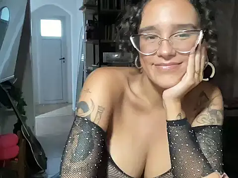 curlybb55 online show from 02.18.26