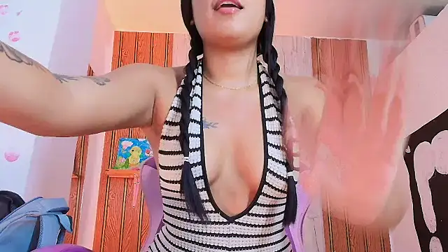 valenttina narvaez online show from 03.28.26