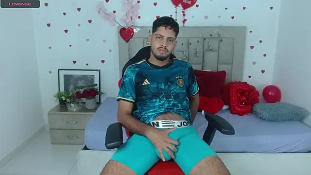 mister fox723 online show from 02.23.26