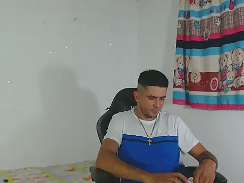 Snapshot of _Grasshopper chatting on 02.18.26 Grasshopper online show from 02.18.26