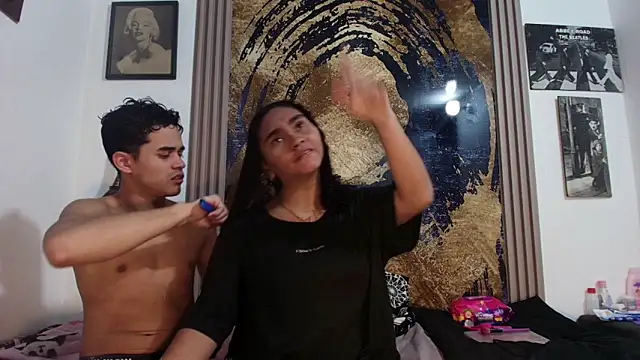 raven robin  online show from 04.19.26