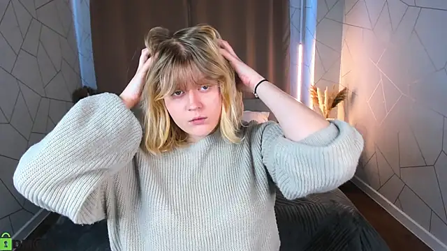 luna c0ra online show from 04.08.26