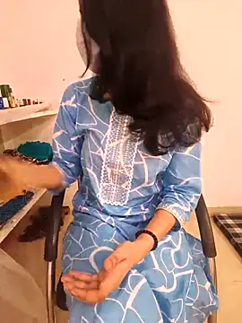 Snapshot of tanzum_khan3202 chatting on 04.05.26 tanzum khan3202 online show from 04.05.26