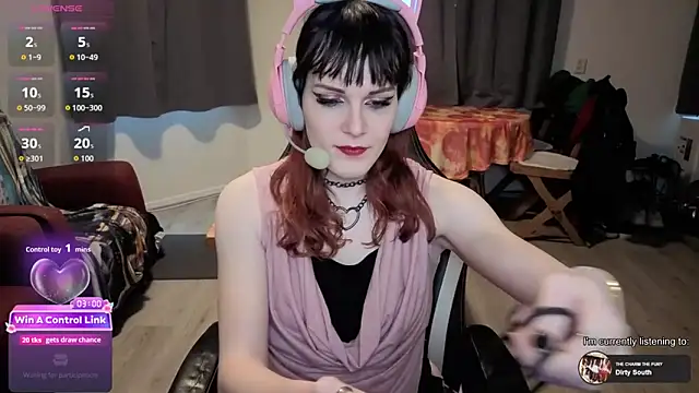 Samanteased online show from 04.18.26