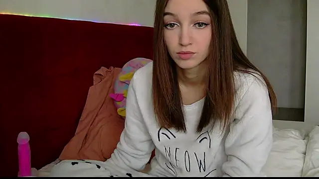 CandySurprise19 online show from 04.10.26