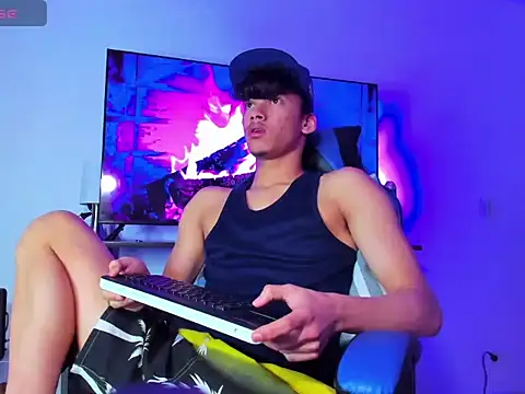 Lyam Russo online show from 03.12.26