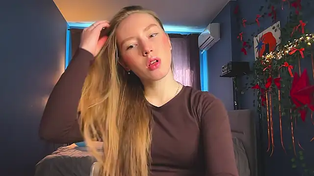 Anna Kare online show from 03.12.26