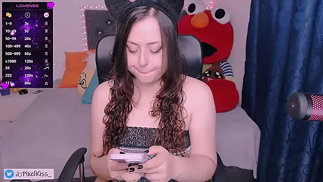 PixelKiss  online show from 03.04.26